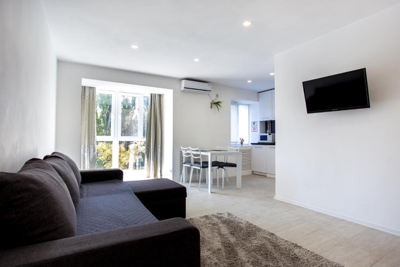 Apartment On Ushakova خيرسون المظهر الخارجي الصورة